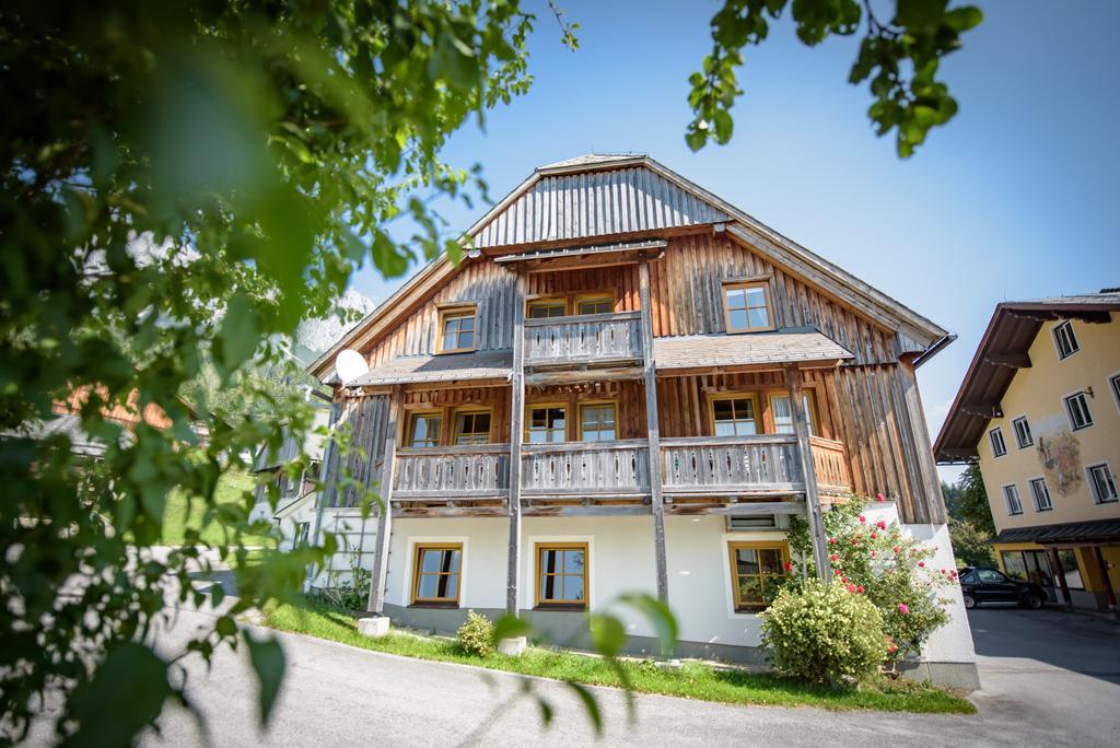 Mayer - Wirtshaus Und Dorfhotel Санкт-Мартин-ам-Гримминг Экстерьер фото